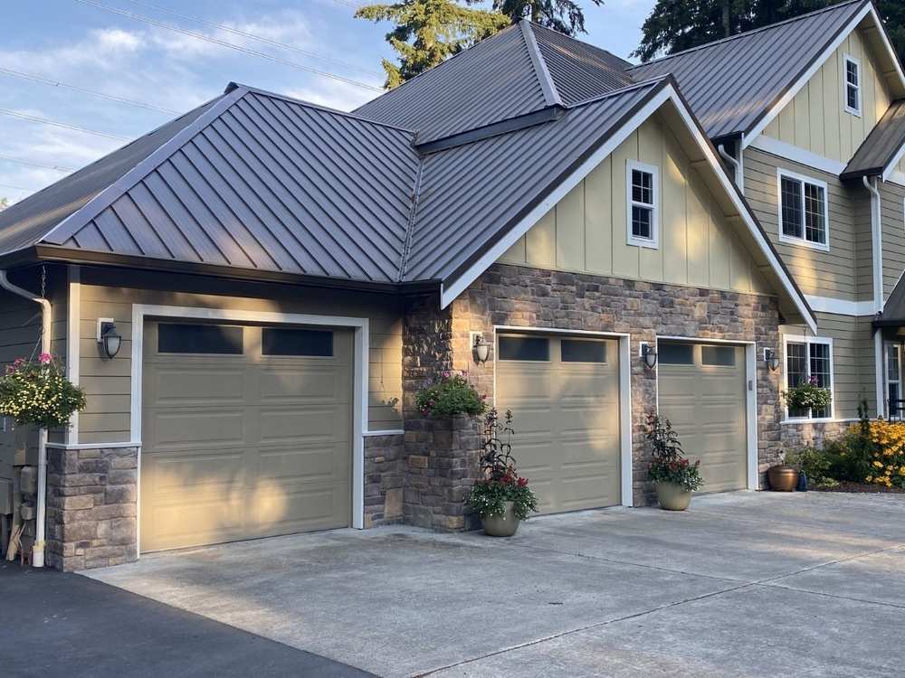 Exterior painting our work Vanhousing